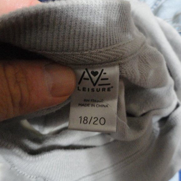 ave leisure striped tie dye look tie below shirt~soft~gently worn, - Picture 5 of 5